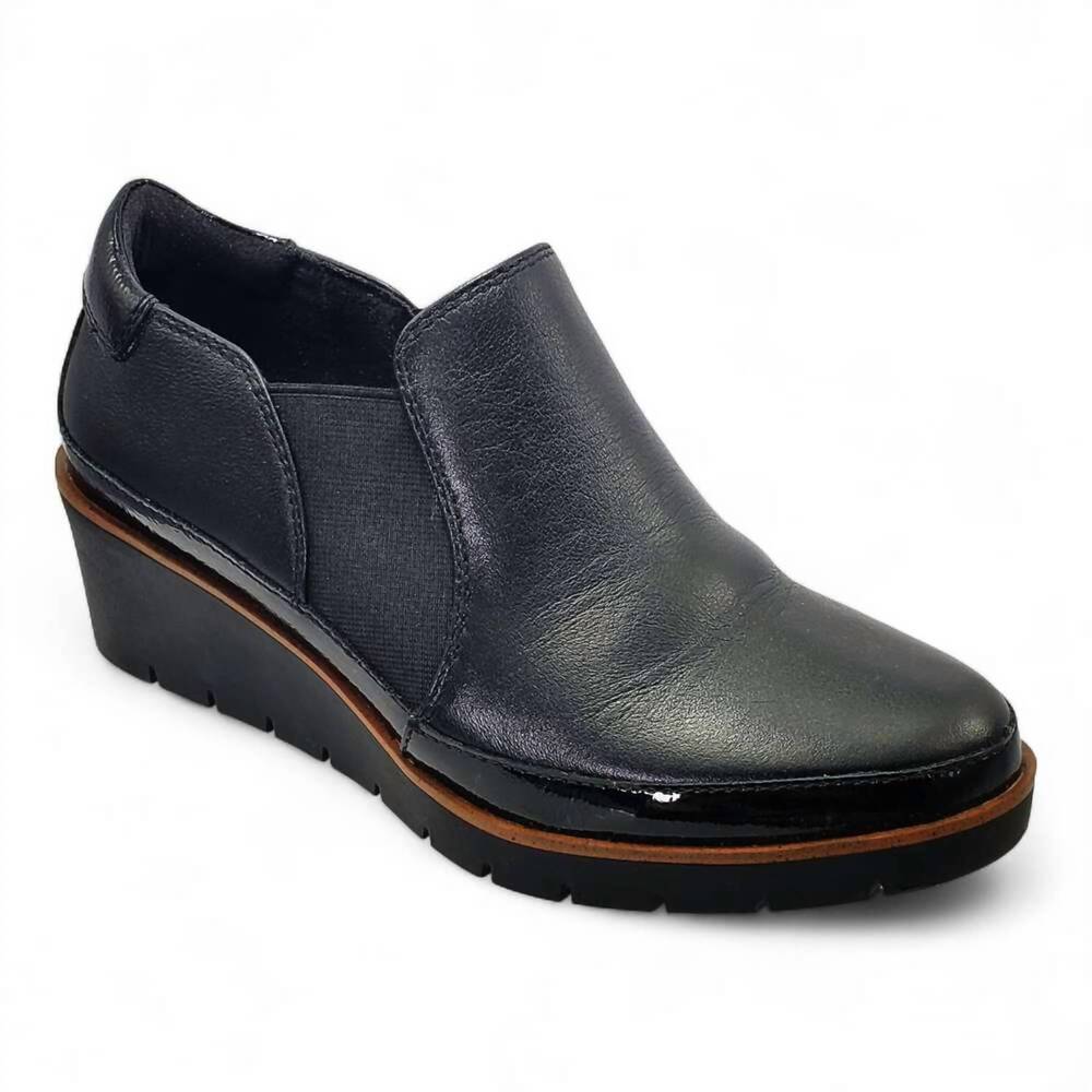NEW REVERE women's mykonos wedge loafer in black